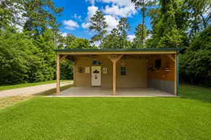 11919 Magnolia Bend Dr, Conroe, TX 77302 - Photo 15