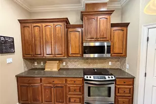 1437 S Blue Bonnet Ln, Angleton, TX 77515 - Photo 13