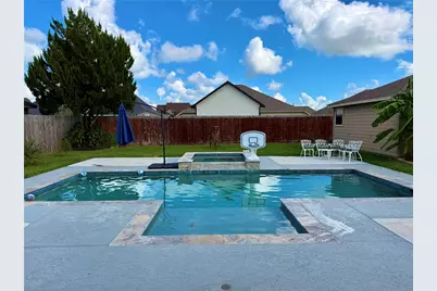 1437 S Bluebonnet Lane, Angleton, TX 77515 - Photo 29