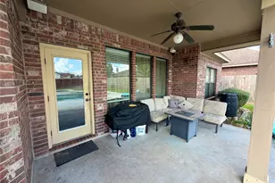 1437 S Blue Bonnet Ln, Angleton, TX 77515 - Photo 27