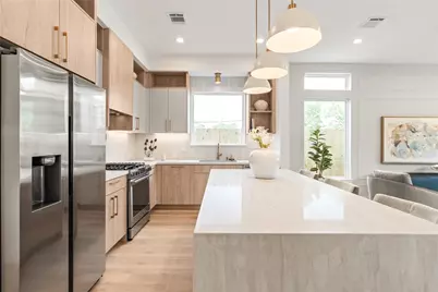 214 E 32nd Street #B, Houston, TX 77018 - Photo 9