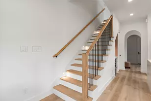 214 E 32nd St, Houston, TX 77018 - Photo 21