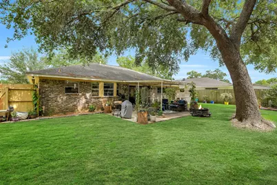 9015 Langfield Road, Houston, TX 77040 - Photo 21