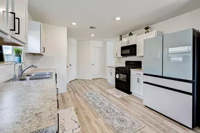 1702 Campos Court, Conroe, TX 77301 - Photo 13