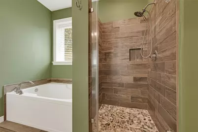 110 Regal Lane, Liberty, TX 77575 - Photo 21