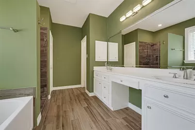 110 Regal Lane, Liberty, TX 77575 - Photo 19