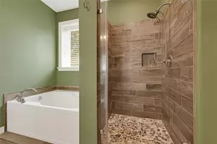 110 Regal Ln, Liberty, TX 77575 - Photo 21