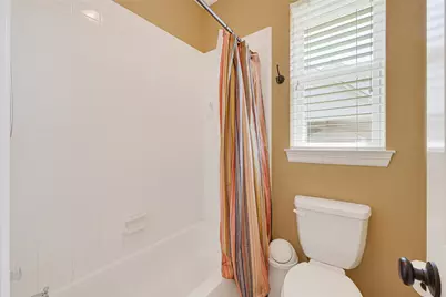 110 Regal Lane, Liberty, TX 77575 - Photo 15