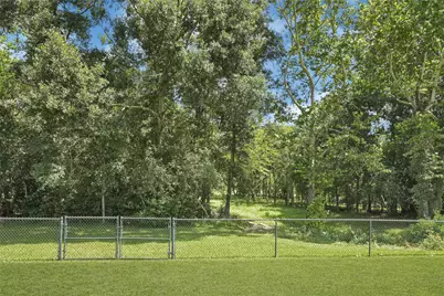 110 Regal Lane, Liberty, TX 77575 - Photo 25
