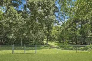 110 Regal Ln, Liberty, TX 77575 - Photo 25