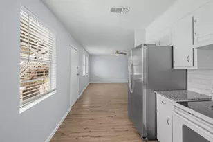 12033 18th St, Santa Fe, TX 77510 - Photo 9