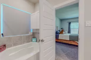 6690 Highpoint Ave, Beaumont, TX 77708 - Photo 19