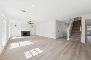 4524 Fox Run St, Pearland, TX 77584 - Photo 7