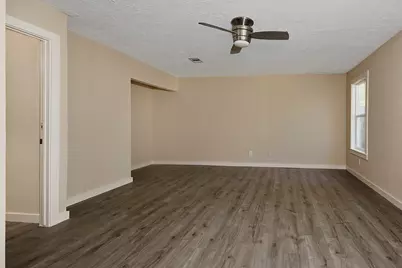 1002 E Red Cedar Circle, The Woodlands, TX 77380 - Photo 13