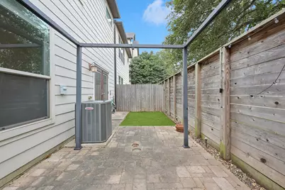 1214 Sampson Street, Houston, TX 77003 - Photo 37