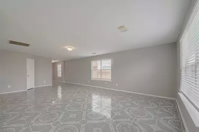 9926 Myrtle Field Lane, Houston, TX 77044 - Photo 5