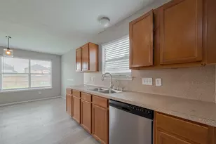 9926 Myrtle Field Ln, Houston, TX 77044 - Photo 13