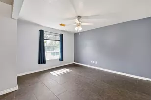 10819 Cayman Mist Dr, Houston, TX 77075 - Photo 7