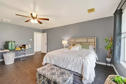 10819 Cayman Mist Drive, Houston, TX 77075 - Photo 35