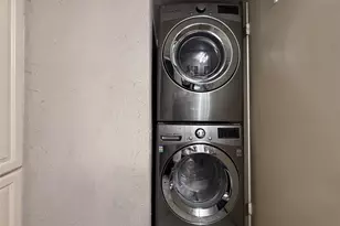 7575 Katy Fwy, Houston, TX 77024 - Photo 21