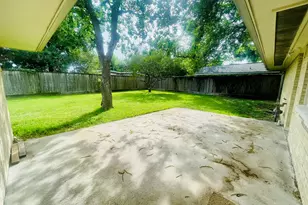 6829 Hazen St, Houston, TX 77074 - Photo 15