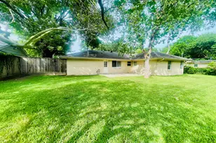 6829 Hazen St, Houston, TX 77074 - Photo 17