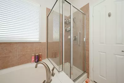 24418 Lakecrest Bend Drive, Katy, TX 77493 - Photo 19