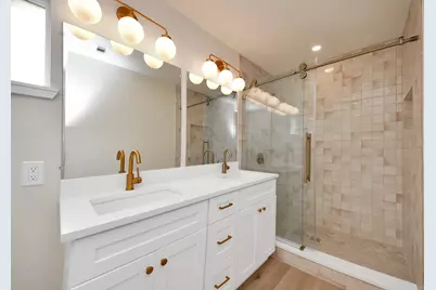 6815 Rockergate Drive, Houston, TX 77489 - Photo 13