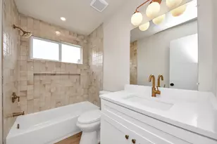 6815 Rockergate Dr, Houston, TX 77489 - Photo 17