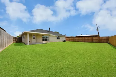6815 Rockergate Drive, Houston, TX 77489 - Photo 19