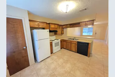 1615 Hazelwood Street #A, Conroe, TX 77301 - Photo 5