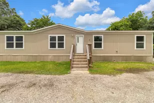 5313 Second St, Crosby, TX 77532 - Photo 1