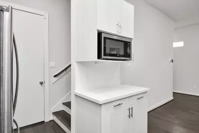 619 Thornton Oaks Lane, Houston, TX 77018 - Photo 17