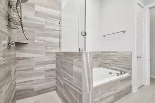 619 Thornton Oaks Ln, Houston, TX 77018 - Photo 25