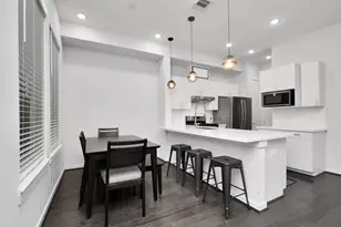 619 Thornton Oaks Ln, Houston, TX 77018 - Photo 9