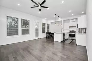 619 Thornton Oaks Ln, Houston, TX 77018 - Photo 5