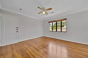 216 1/2 Munford St, Houston, TX 77008 - Photo 7
