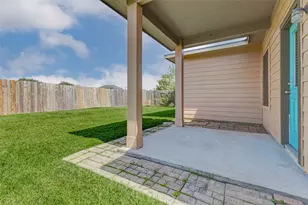 814 Mills Creek Ln, La Marque, TX 77568 - Photo 33