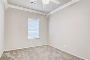 814 Mills Creek Ln, La Marque, TX 77568 - Photo 15