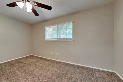 16854 Gleneagle Drive N, Conroe, TX 77385 - Photo 13