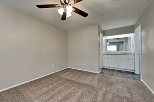 16854 Gleneagle Dr N, Conroe, TX 77385 - Photo 11