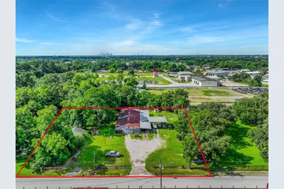 132 Hambrick Road, Houston, TX 77060 - Photo 1