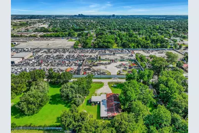 132 Hambrick Road, Houston, TX 77060 - Photo 13