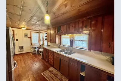 188 Elm Street, Blessing, TX 77419 - Photo 5