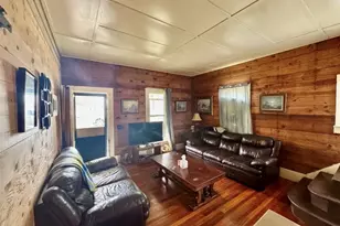 188 Elm St, Blessing, TX 77419 - Photo 3