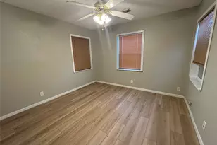 5501 Menard Ave, Galveston, TX 77551 - Photo 7