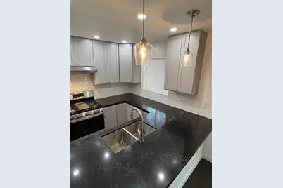 9006 Winding River Drive, Houston, TX 77088 - Photo 17