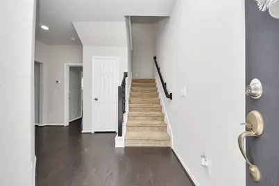 3402 Avondale View Drive, Houston, TX 77025 - Photo 3