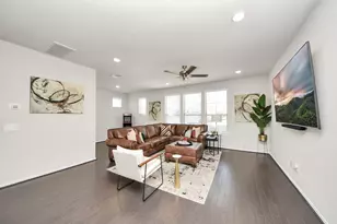 3402 Avondale Vw Dr, Houston, TX 77025 - Photo 13