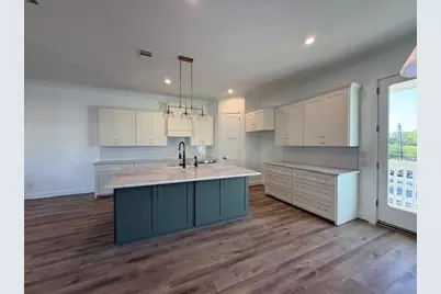 1109 Beasley Hills Lane, Houston, TX 77008 - Photo 5